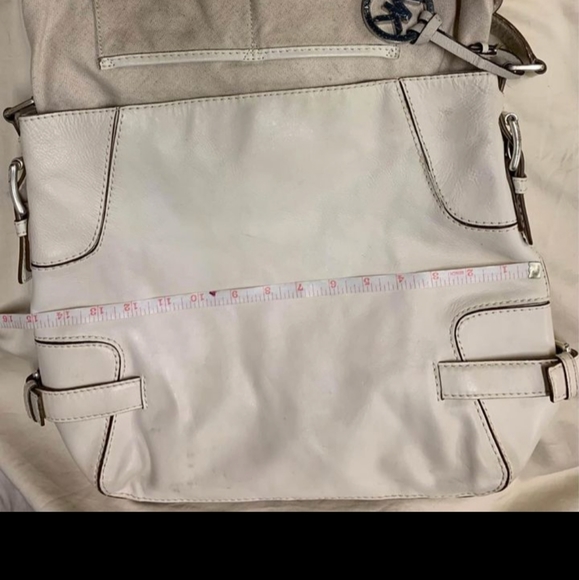 GORGEOUS MICHAEL KORS WHITE LEATHER PURSE - EUC - Picture 6 of 8